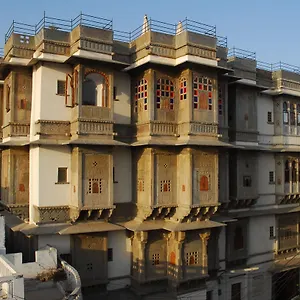 madri-haveli.udaipurhotels.org/